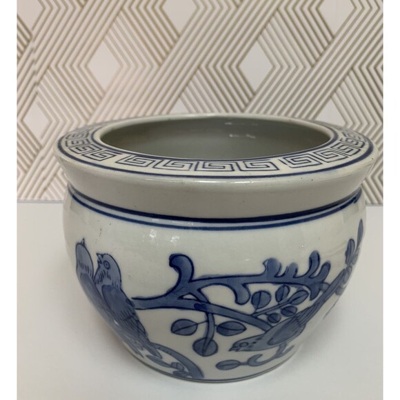 Vtg Small Cobalt  Blue and White Porcelain Planter Birds & Floral Chinoiserie 4” - Picture 1 of 7